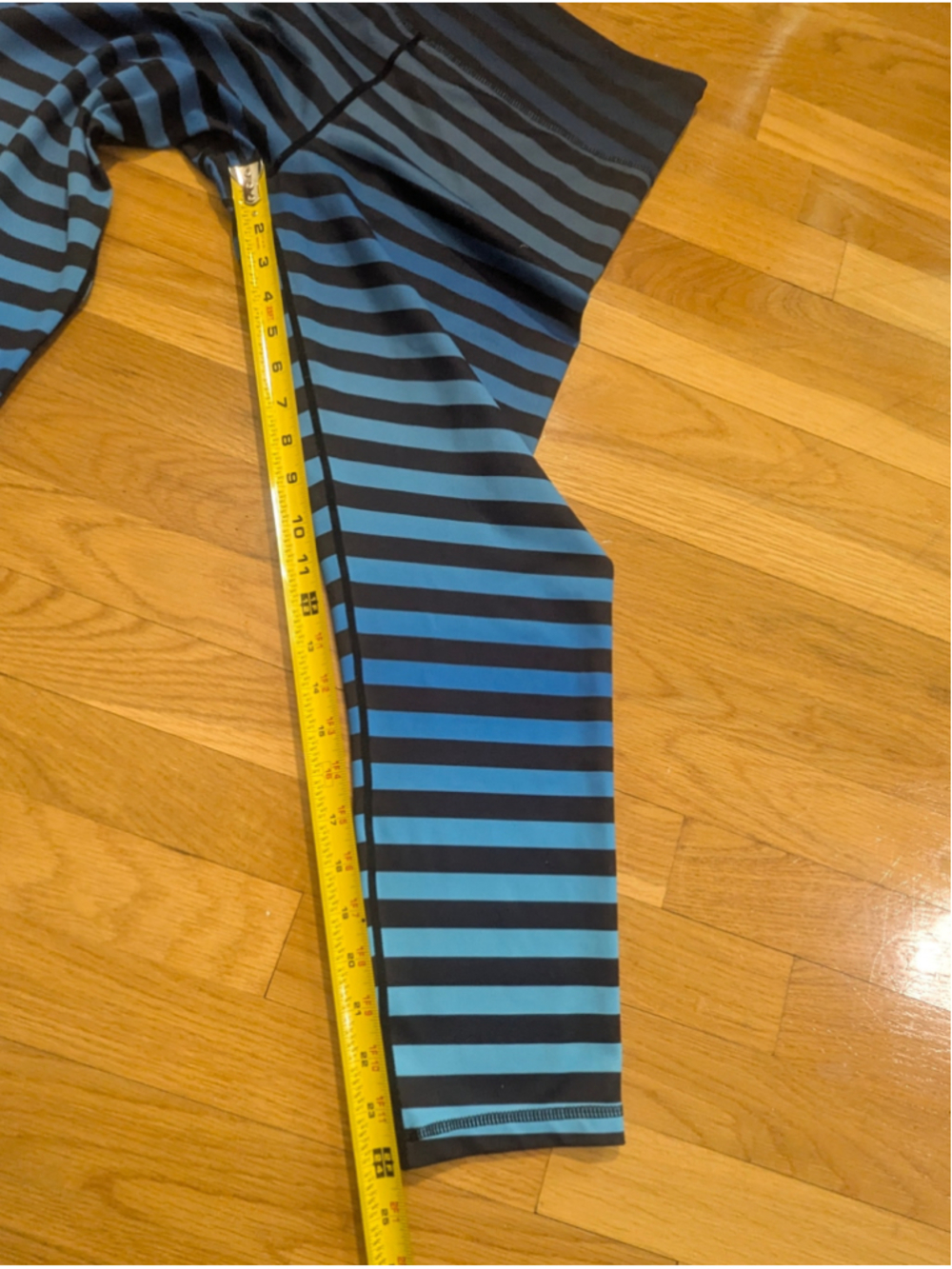 Zyia Active Blue Black Ombre Stripe Capri Leggings XL 14 16 - Picture 7 of 8